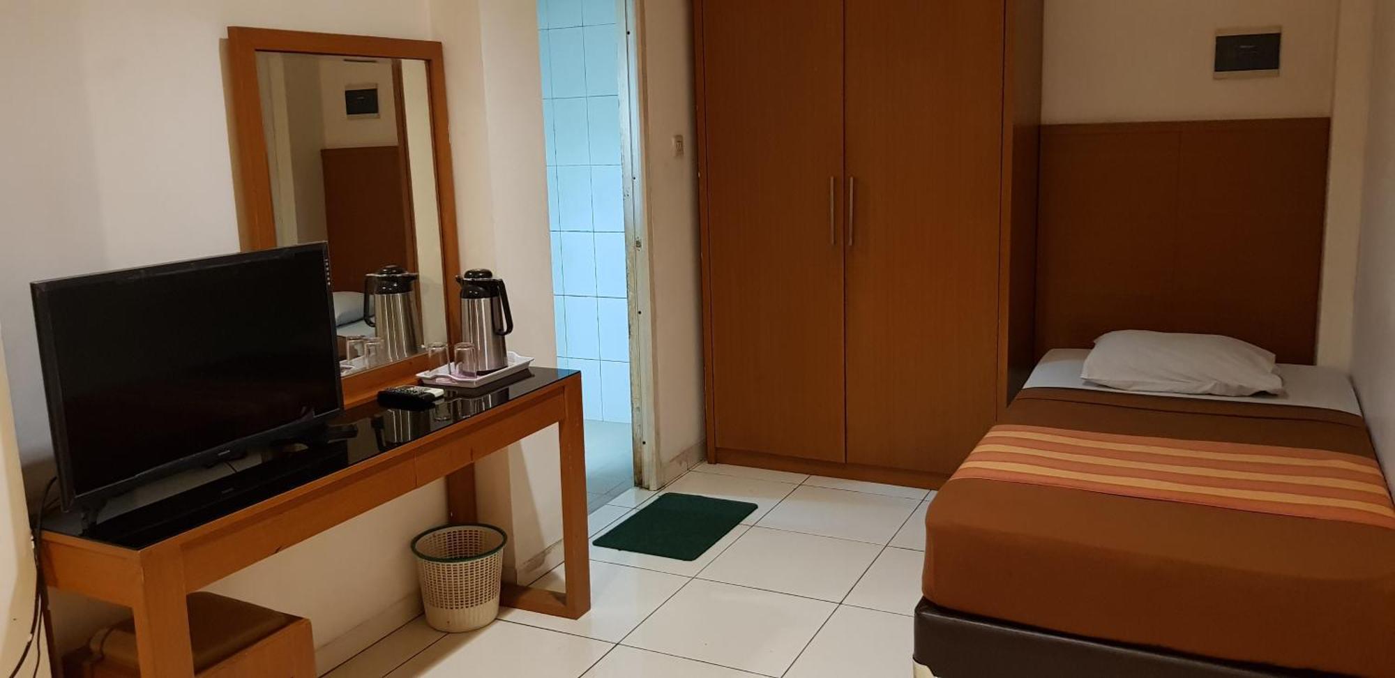 Hotel Dequr Jakarta Kota Номер фото
